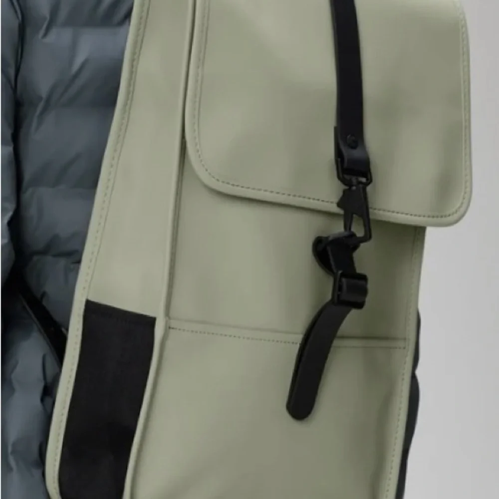 Rains Haze (Olive Green) Backpack Mini